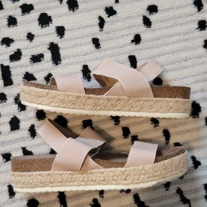 a.n.a. cream sandals size 9.5